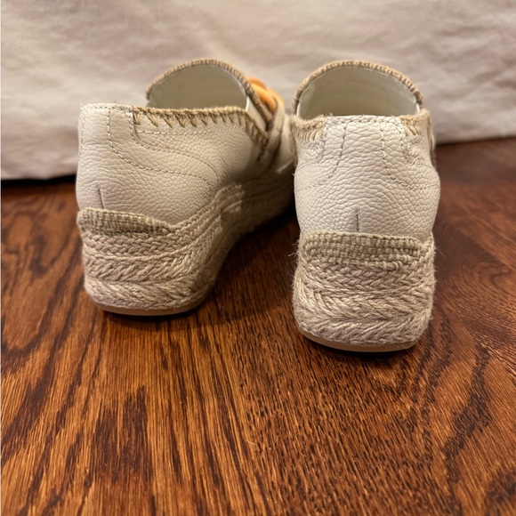 Dolce Vita Cream and Tan Espadrilles - Picture 4 of 6